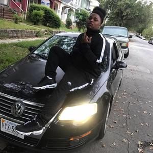 Meet your Posher, Chase